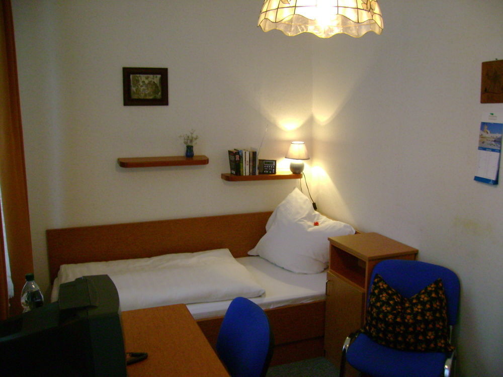 Hotel - Pension Vesta Bad Elster Exterior photo